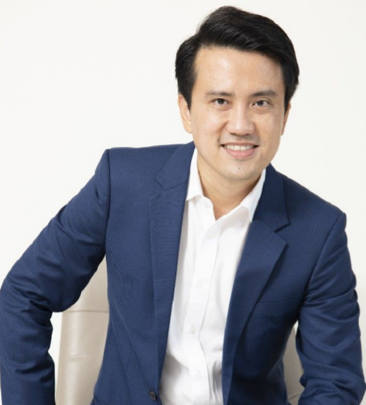 คุณนิชฌาน ศิริสกุลงาม